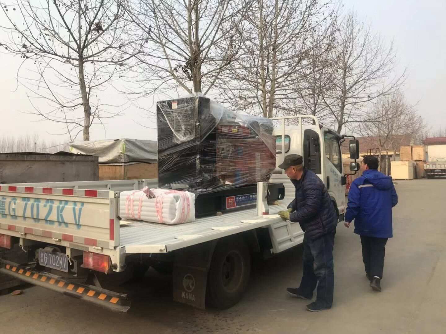 山東省趙先生從華全動力采購的80kw自動化柴油發(fā)電機(jī)組已于1月8日成功發(fā)往目的地